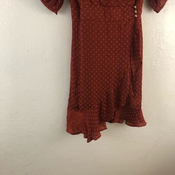 Honey Punch Mariposa Monochromatic Polka Dot Print rust Wrap dress size XS. - Picture 4 of 8